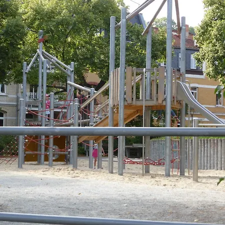 Ferienwohnung Friedrich Schiller, 2 Schlafzimmer, Balkon,Kostenloses Wifi, Naehe Zentrum, Jena Zewnętrze zdjęcie