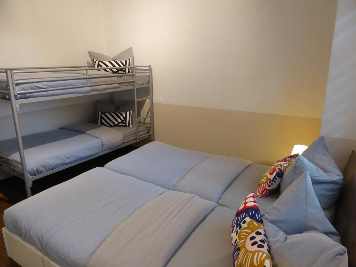 Friedrich Schiller, 2 Schlafzimmer, Balkon,kostenloses Wifi, Nähe Zentrum, Apartment Jena