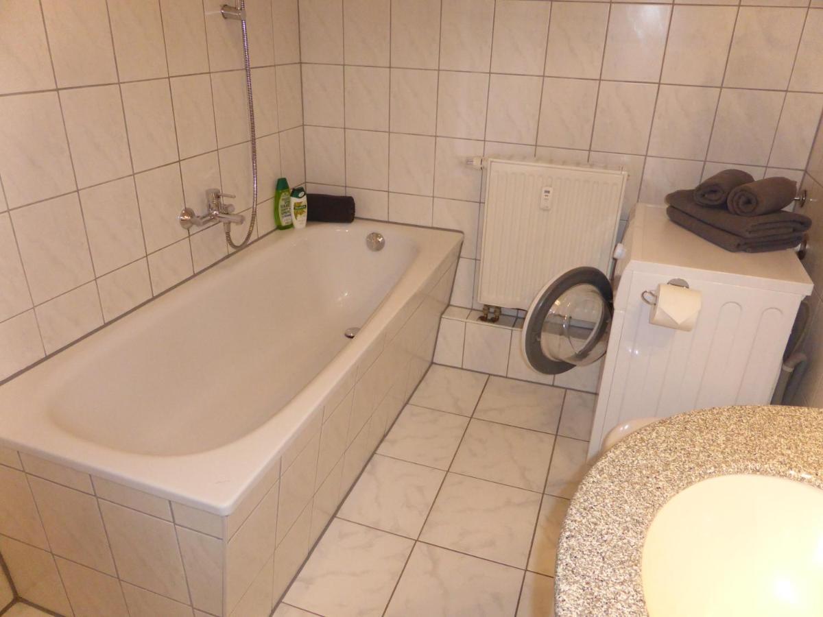 Apartment Friedrich Schiller, 2 Schlafzimmer, Balkon,kostenloses Wifi, Nähe Zentrum, Jena