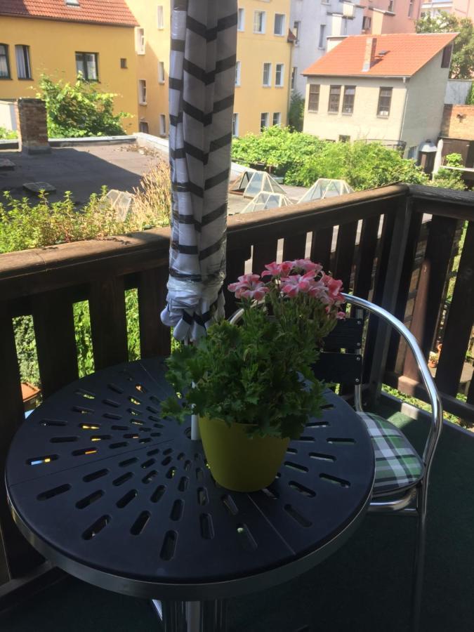Friedrich Schiller, 2 Schlafzimmer, Balkon,kostenloses Wifi, Nähe Zentrum, * Jena