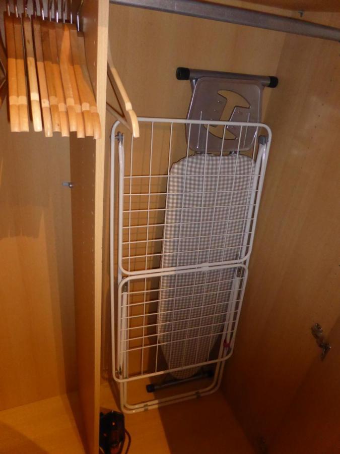 Apartment Friedrich Schiller, 2 Schlafzimmer, Balkon,kostenloses Wifi, Nähe Zentrum, Jena