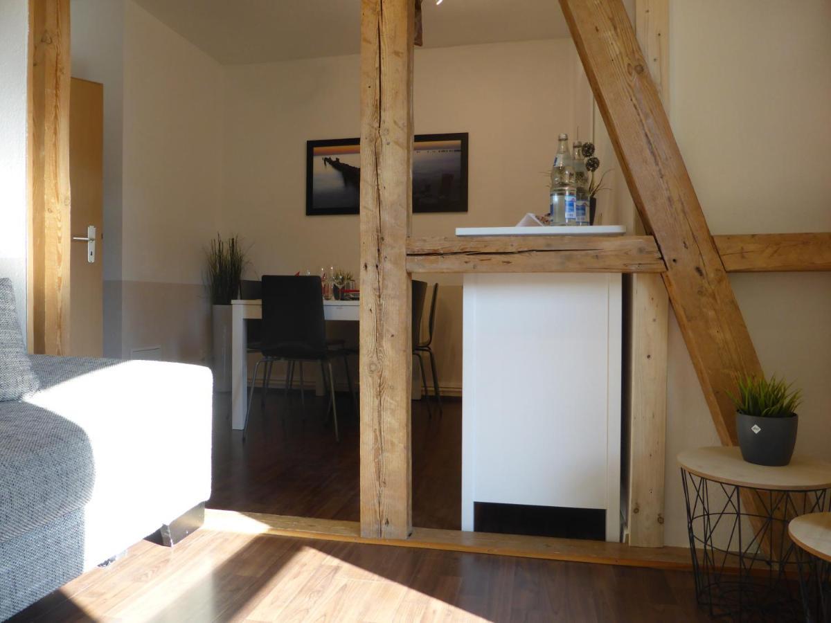 Friedrich Schiller, 2 Schlafzimmer, Balkon,kostenloses Wifi, Nähe Zentrum, Apartment