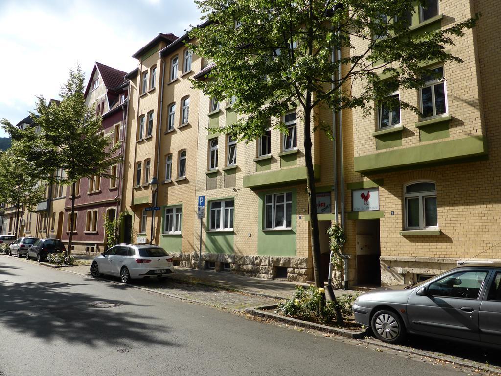 Friedrich Schiller, 2 Schlafzimmer, Balkon,kostenloses Wifi, Nähe Zentrum, Apartment *