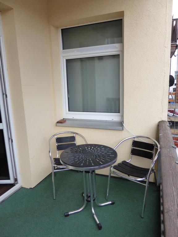 Friedrich Schiller, 2 Schlafzimmer, Balkon,kostenloses Wifi, Nähe Zentrum, * Jena